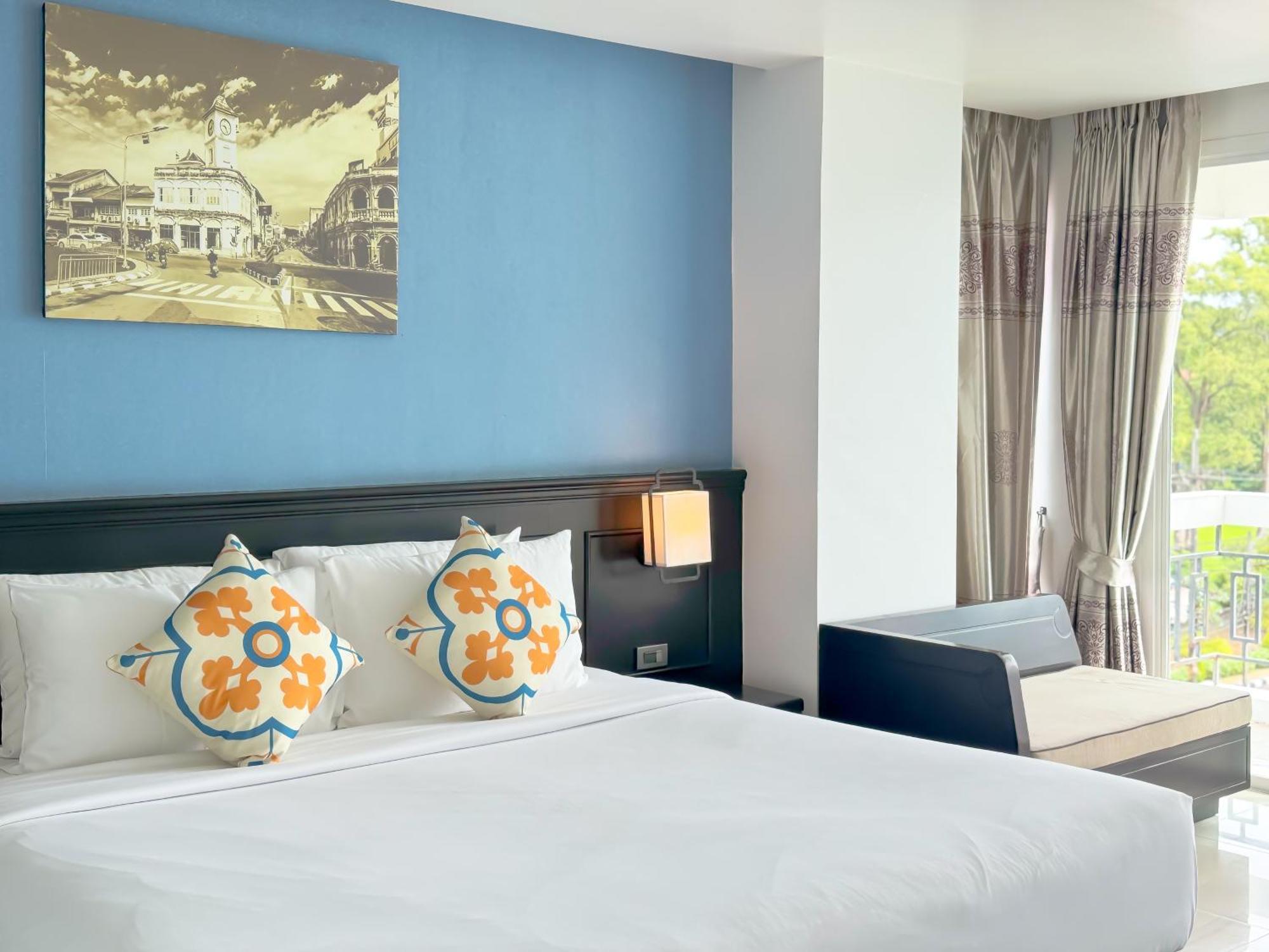 Grand Supicha City Hotel - Sha Plus Phuket Bagian luar foto