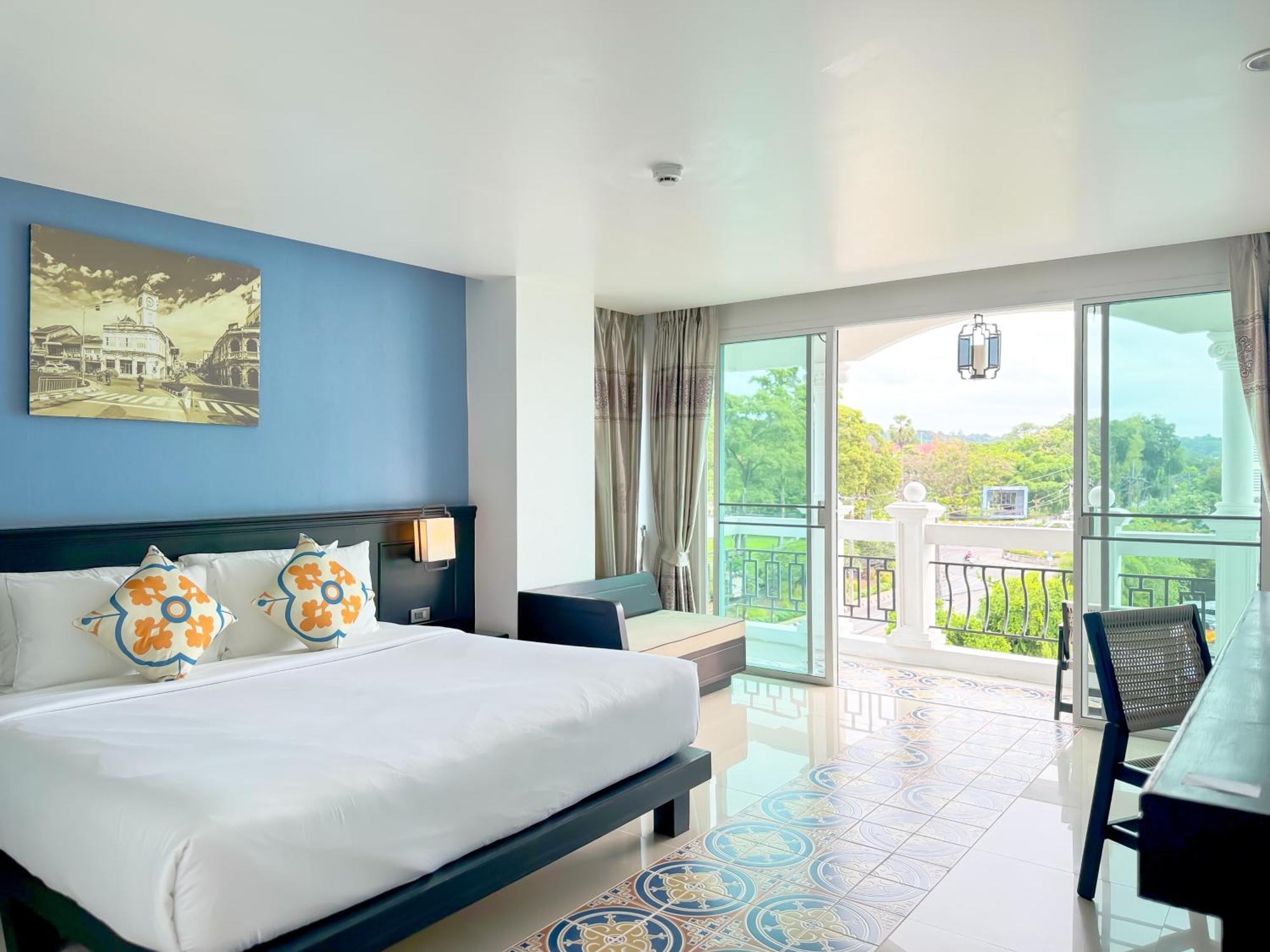 Grand Supicha City Hotel - Sha Plus Phuket Bagian luar foto