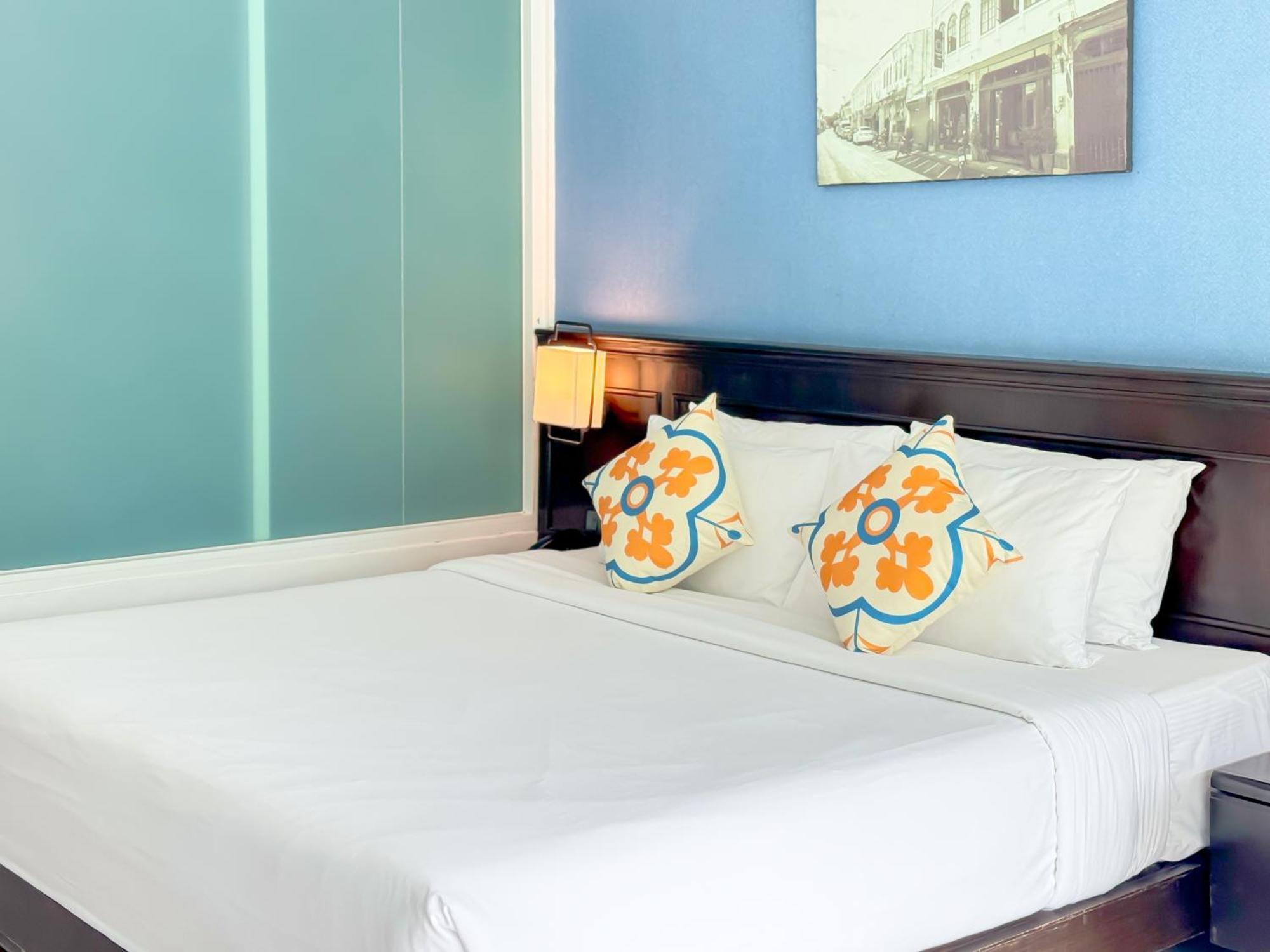 Grand Supicha City Hotel - Sha Plus Phuket Bagian luar foto