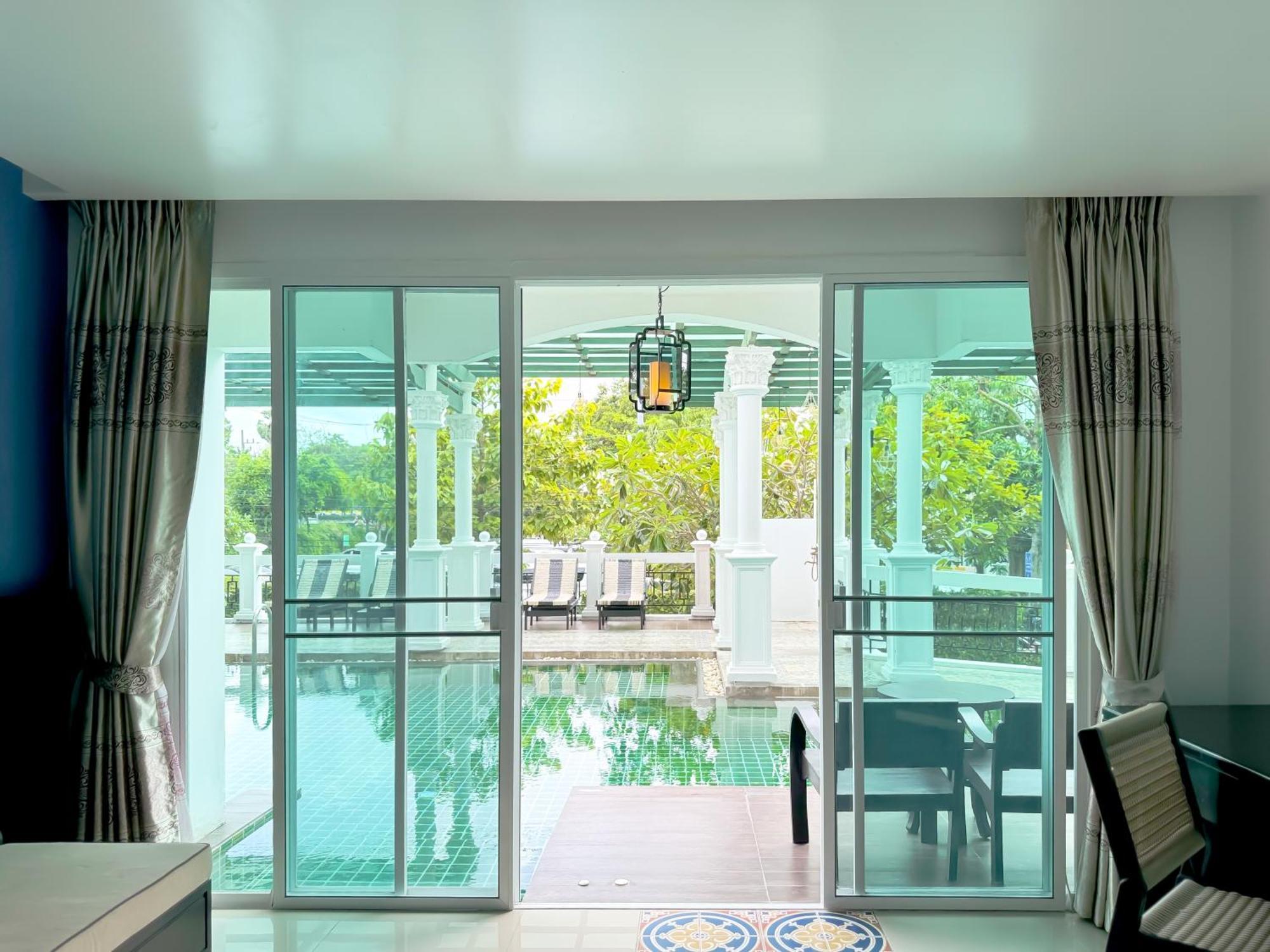Grand Supicha City Hotel - Sha Plus Phuket Bagian luar foto