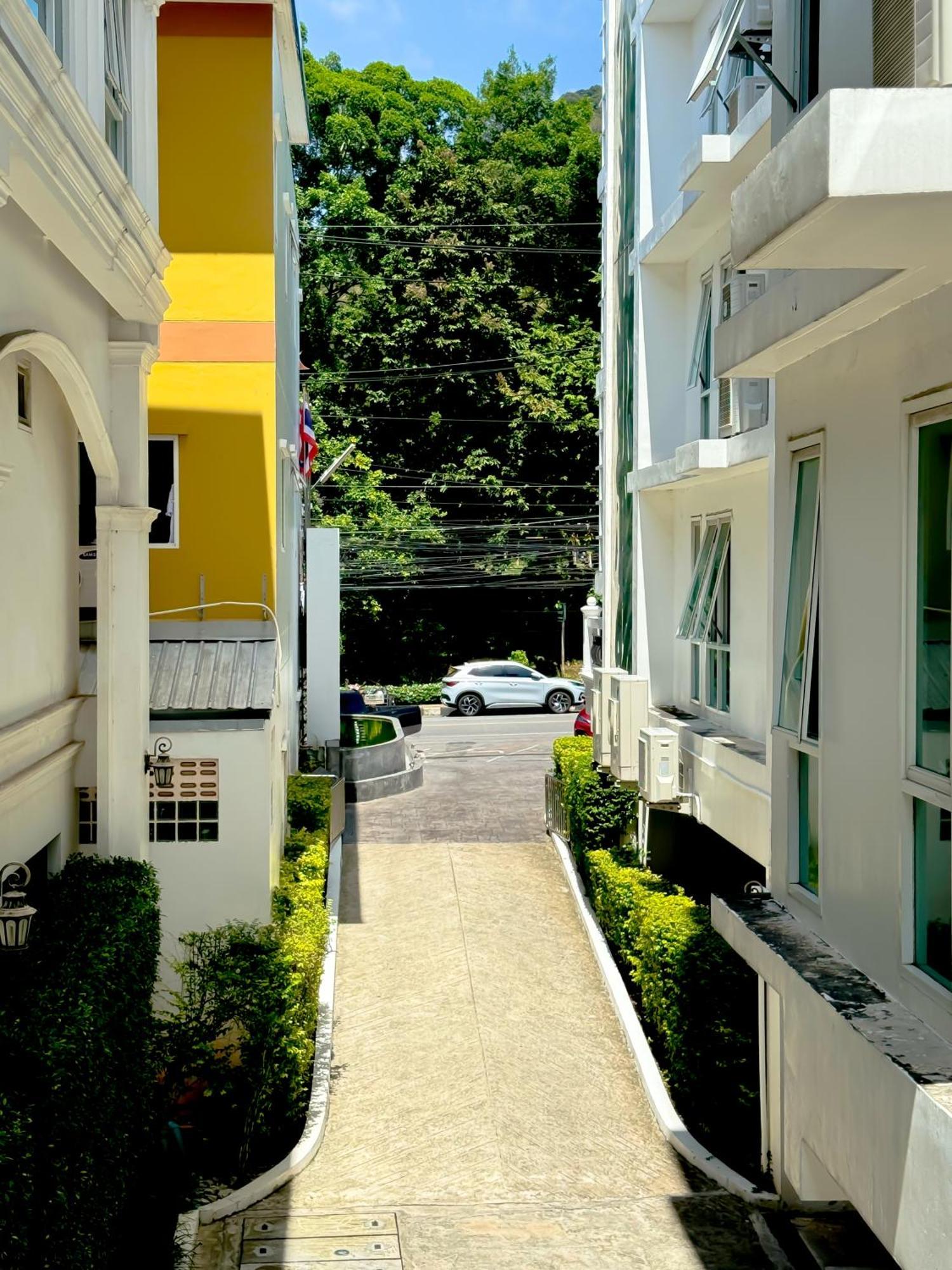 Grand Supicha City Hotel - Sha Plus Phuket Bagian luar foto