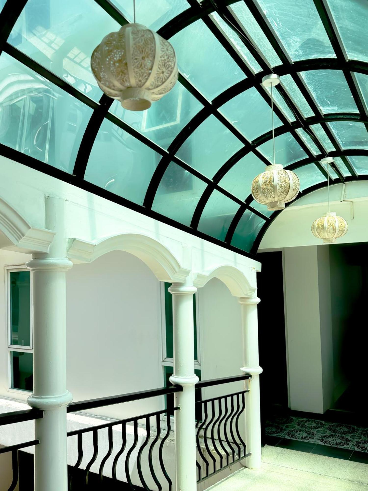 Grand Supicha City Hotel - Sha Plus Phuket Bagian luar foto