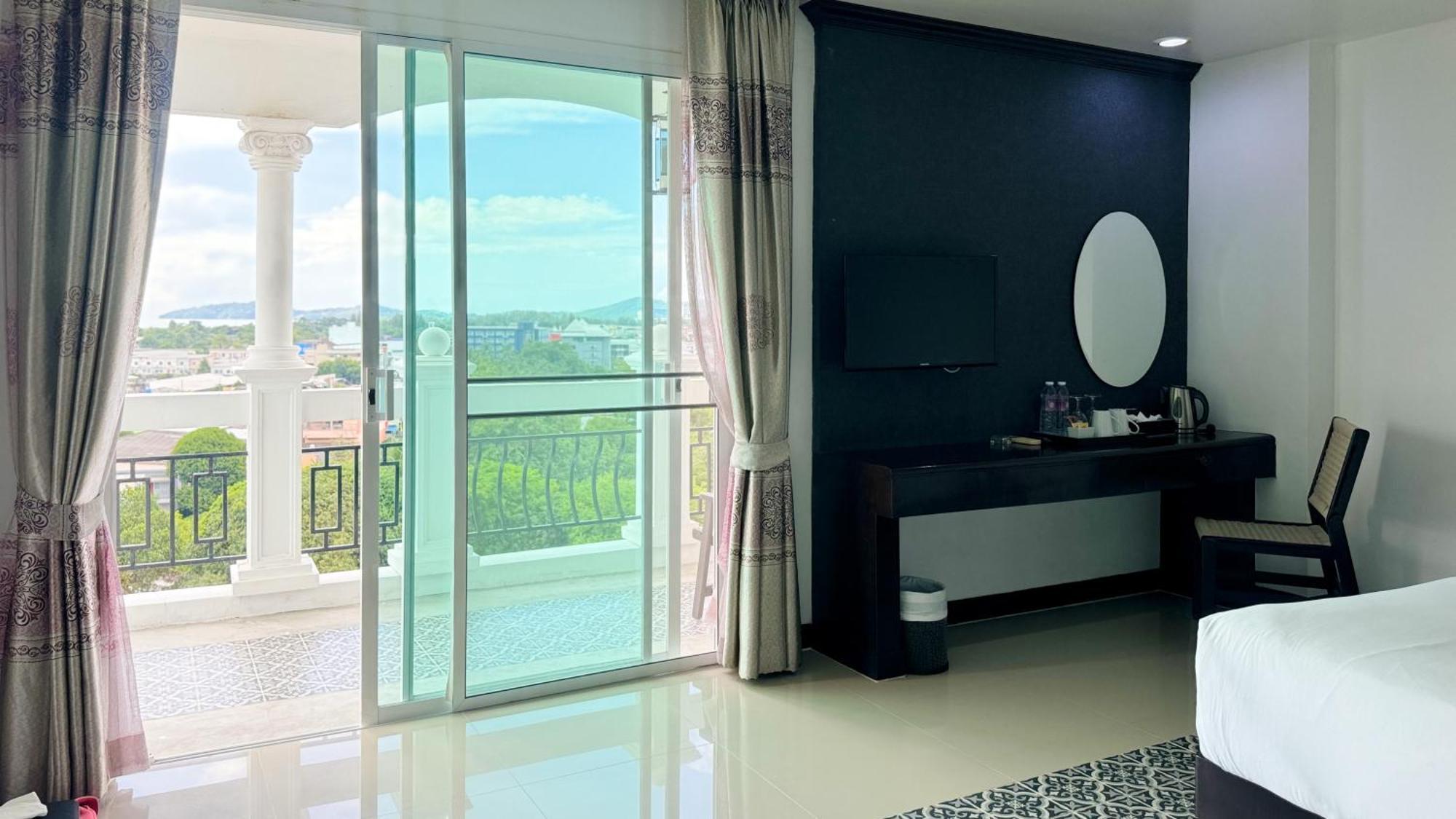 Grand Supicha City Hotel - Sha Plus Phuket Bagian luar foto