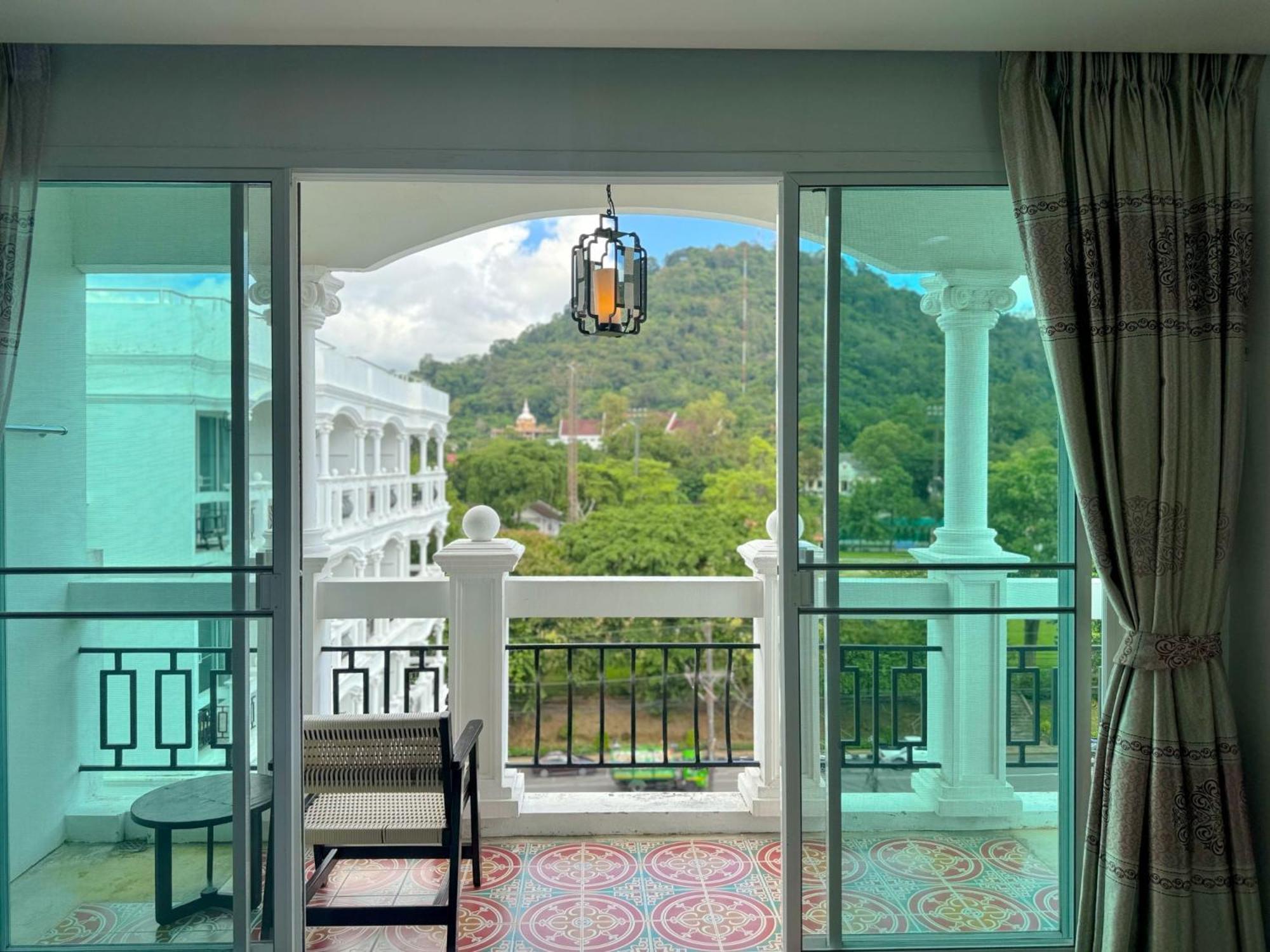 Grand Supicha City Hotel - Sha Plus Phuket Bagian luar foto